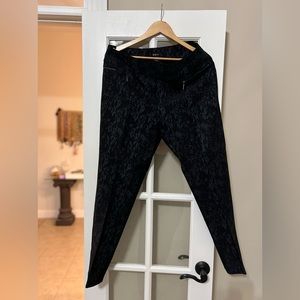 Snakeskin print stretch pants